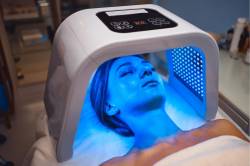 LED light therapy service tristar